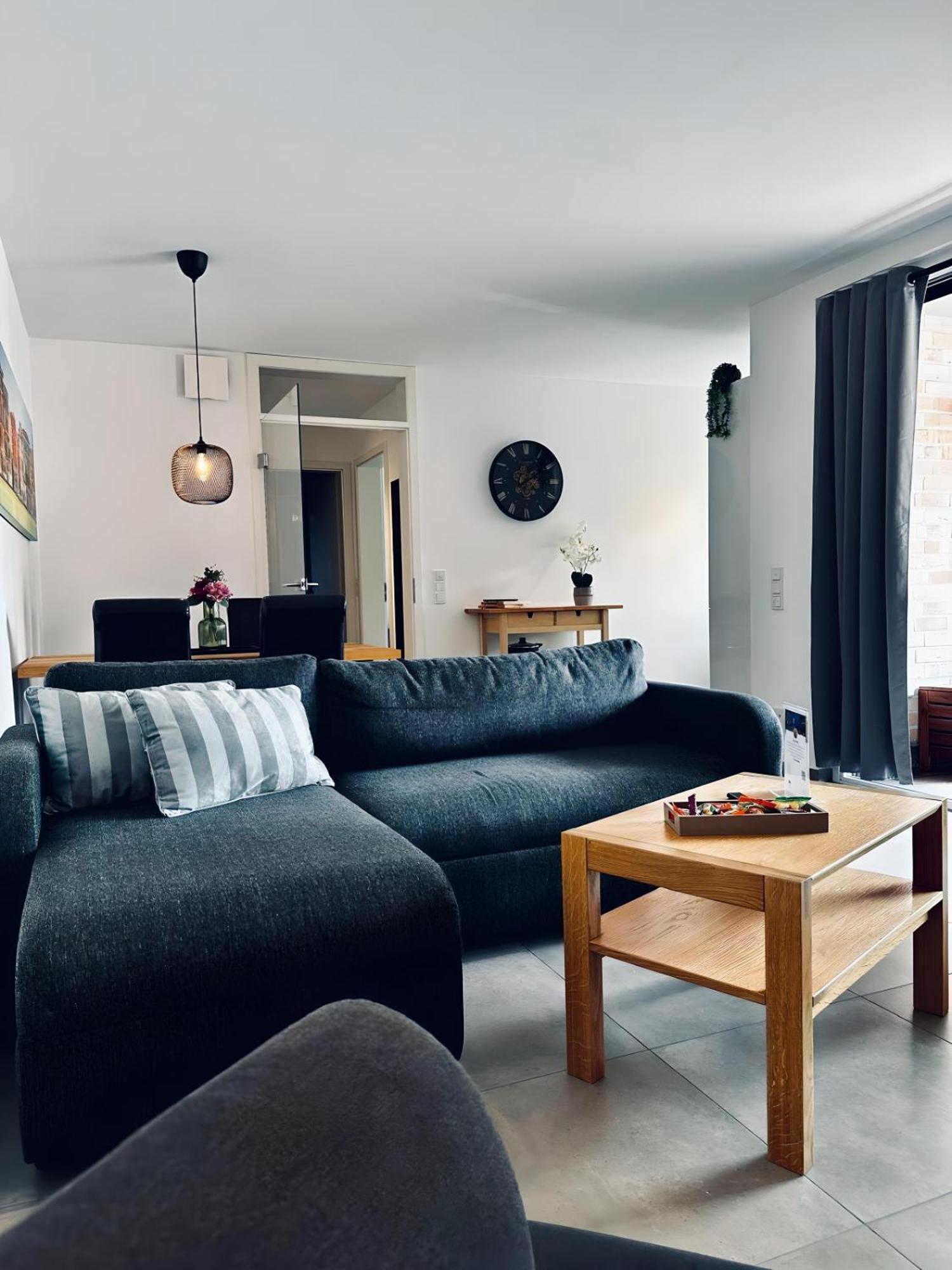 Apartment Am Citybogen - Mit Aufzug Und Loggia