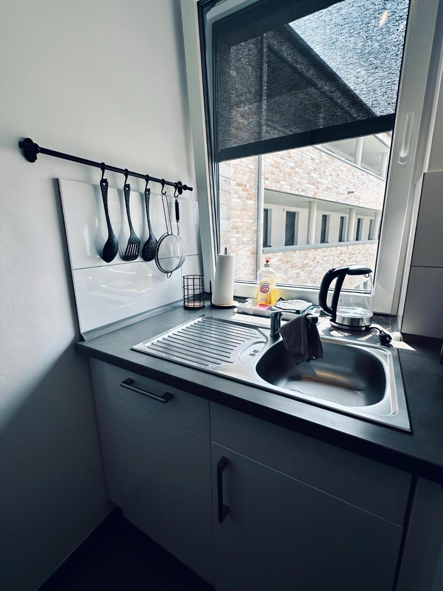 Apartment Am Citybogen - Mit Aufzug Und Loggia *